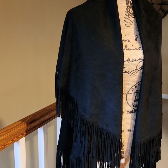 NWOT Fringe Jacket, Lightweight, Black, One Size - Picture 2 of 6